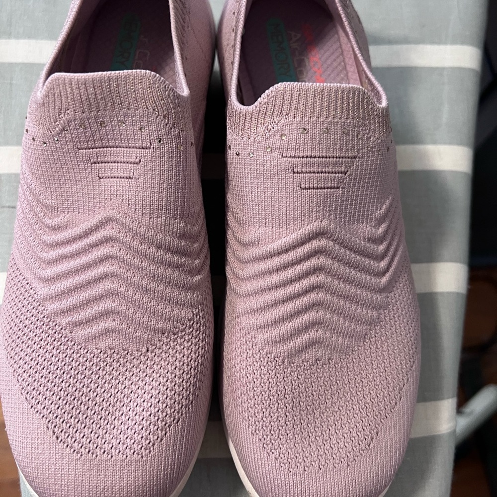 Skechers Women's Light Pink Knit Slip-On Sneakers - Picture 4 of 7